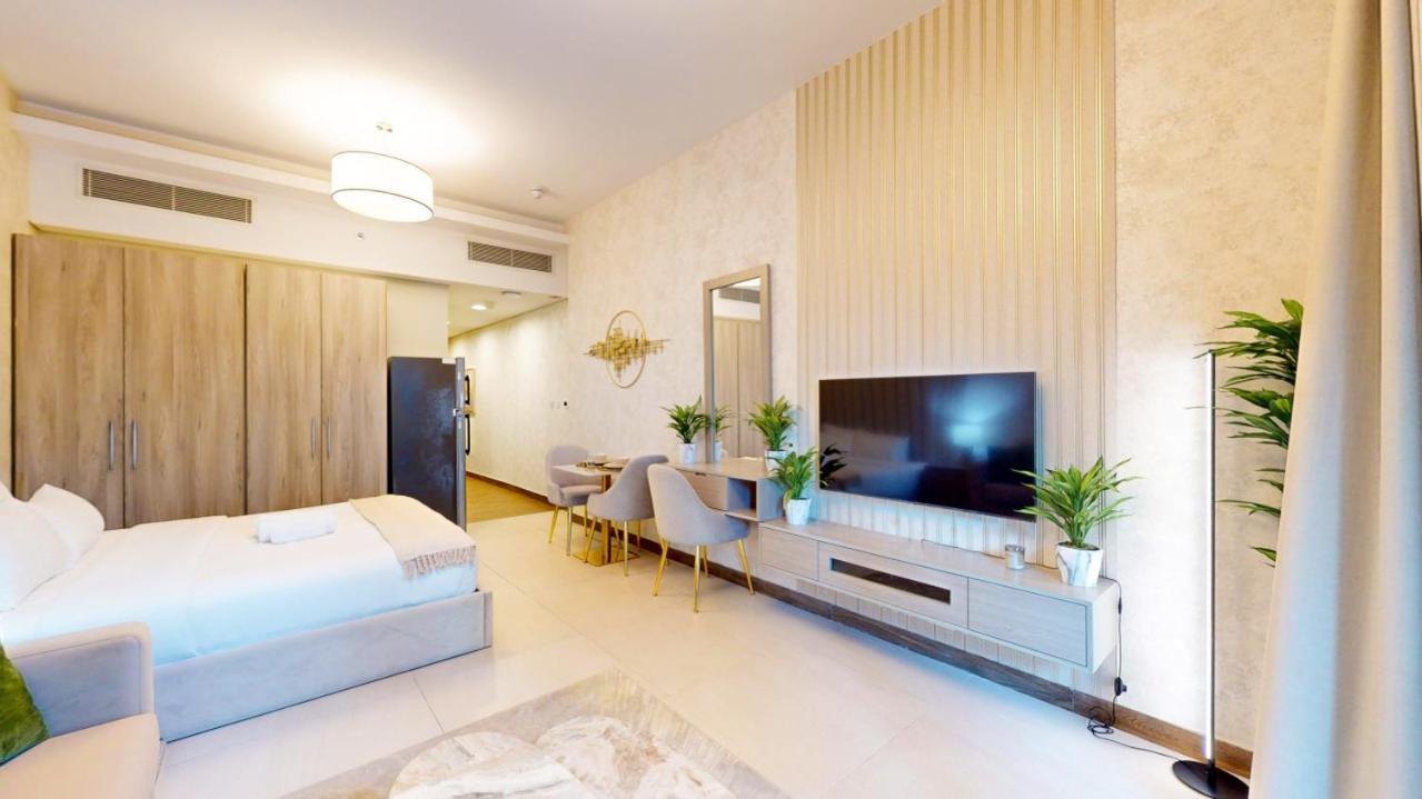 Sol Bay - Glamorous In Business Bay Apartment Dubai